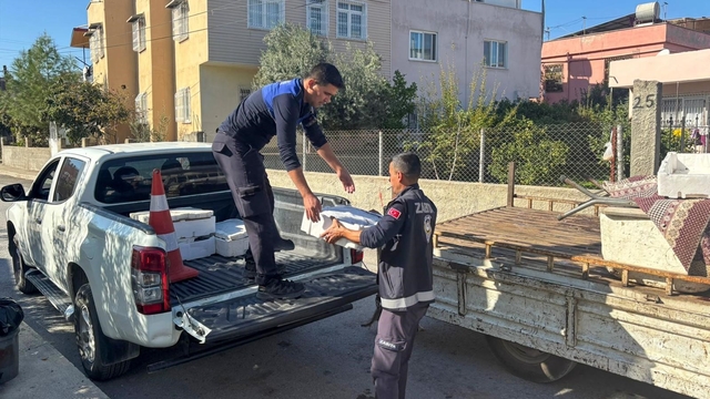 Tarsus'ta ihbar üzerine 250 kilo sağlıksız balık ele geçirildi