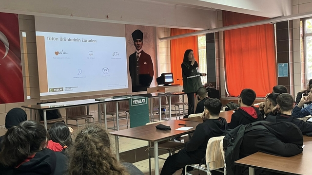 Denizli'de bağımlılıkla mücadele için okullarda seminerler düzenleniyor