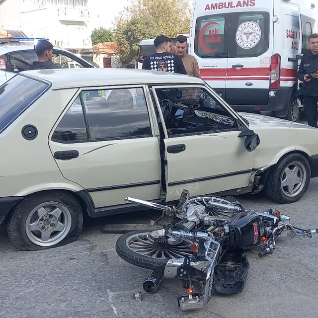 Hatalı sollama kaza getirdi: 2 yaralı