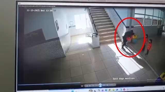 Müdür yardımcısı, nefes borusuna yiyecek kaçan öğrenciyi Heimlich manevrasıyla kurtardı