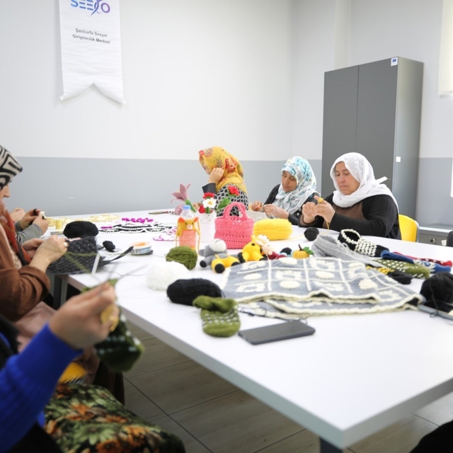 Eyyübiyeli kadınlar aldıkları eğitimle hayallerine ulaşıyor