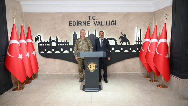 Tümgeneral Özeren'den Edirne Valisi Sezer'e ziyaret