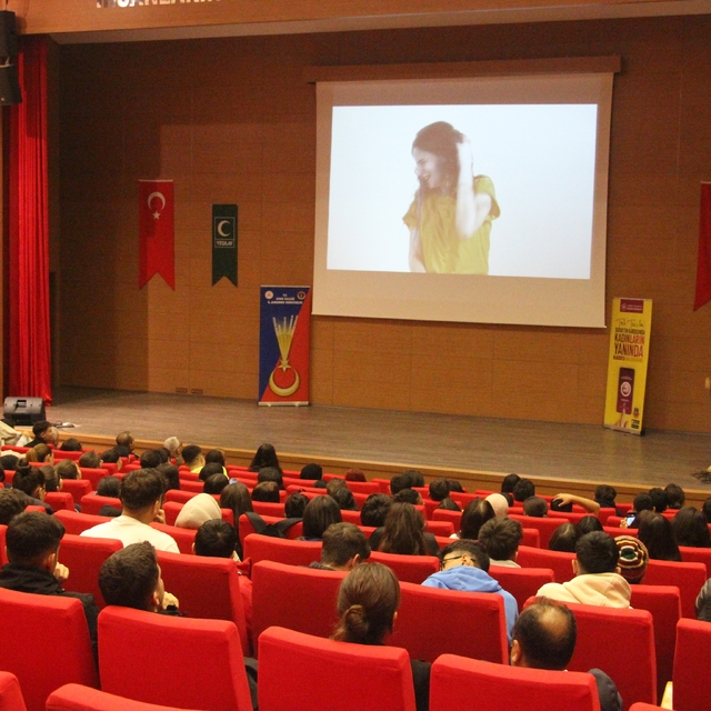 Aydın'da gençler için 'Şiddetsiz ve Bağımsız Gelecek' buluşması gerçekleşti...