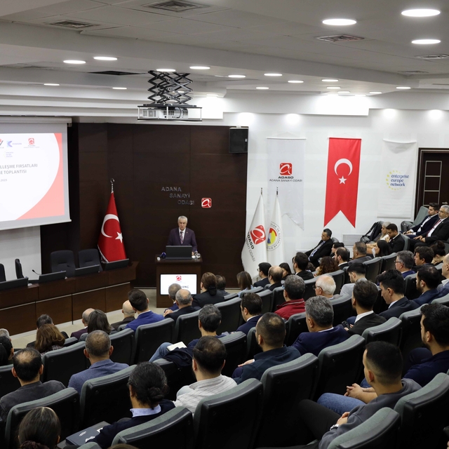 ADASO'da KOBİ'lere dijitalleşme fırsatları anlatıldı
"KOBİ'lerin rekabetçil...
