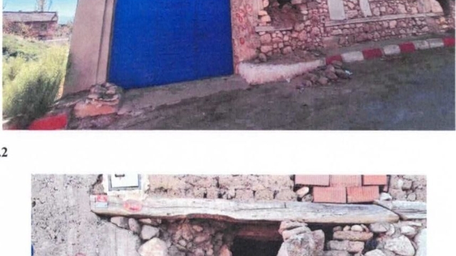 Köydeki bir evin temelindeki tarihi taşı yerinden söken muhtar tutuklandı