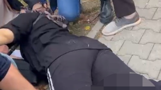 Muş'ta eski eş dehşeti: Pompalı tüfekle vurulan kadın ağır yaralandı