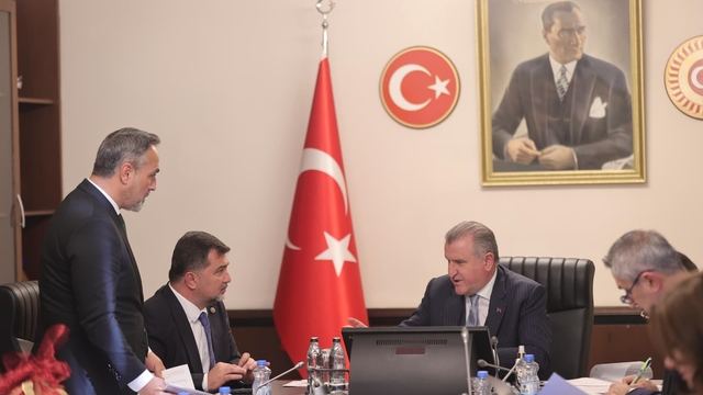 Düzce'ye spor yatırımı müjdesi
Milletvekili Öztürk "Düzce'ye yeni spor tesisleri geliyor"