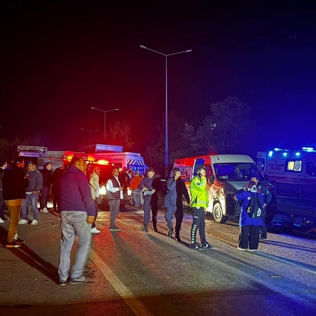 Bursa'da zincirleme kaza: 1 ölü, 13 yaralı