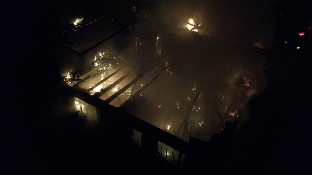 Karabük'te 3 katlı tarihi konakta yangın (2)