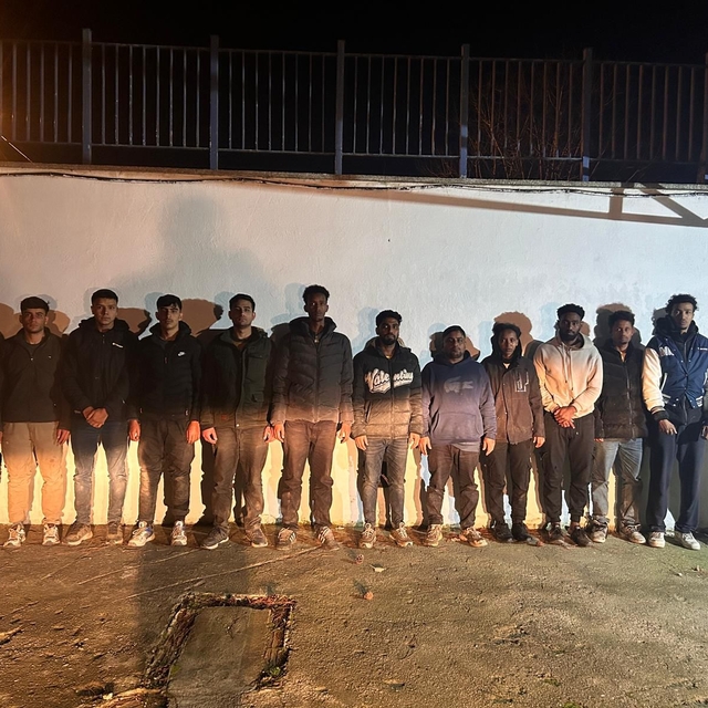Edirne'de 13 kaçak göçmen yakalandı