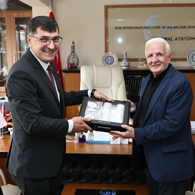 Başkan Eyüp Kahveci: "Kütahya'daki tüm kurum ve kuruluşlarımızla omuz omuza...