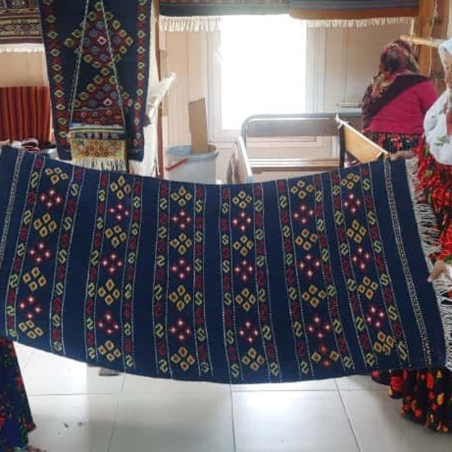 Asırlık kilim geleneğinde genç ustalar yetişiyor