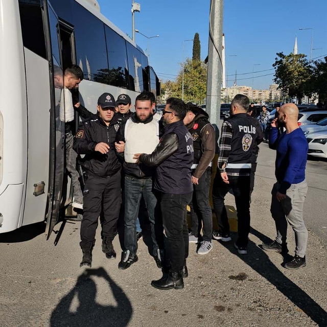 Silahlı alacak kavgasında 6 şüpheli adliyeye sevk edildi