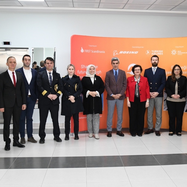 NEWTON Gezici Bilim Atölyesi Malatya'da öğrencilerle buluştu