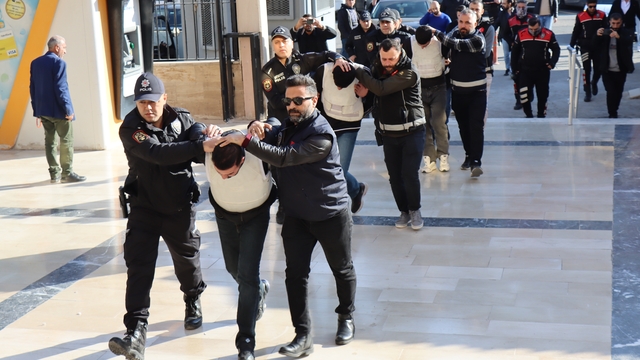 Şanlıurfa'da 1 kişinin öldüğü silahlı kavgaya ilişkin 2 zanlı tutuklandı