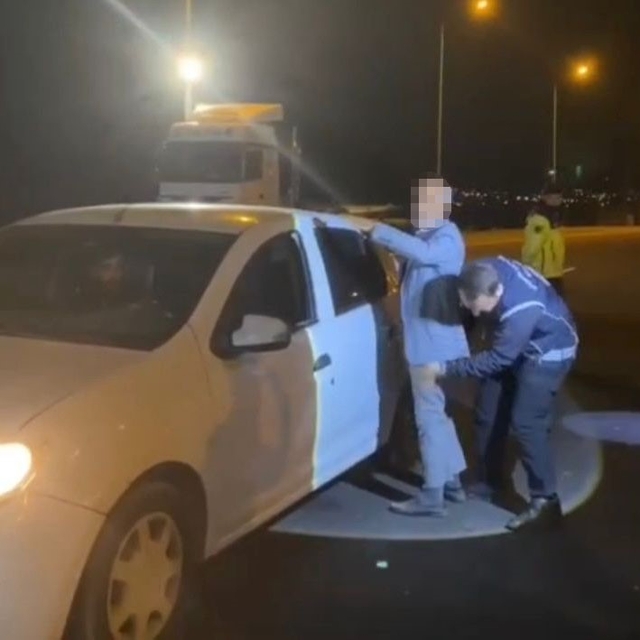 Osmaniye'de 9 düzensiz göçmen ve 3 organizatör yakalandı