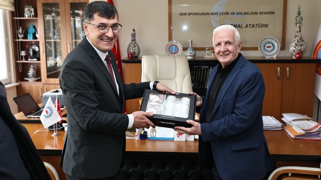 Başkan Eyüp Kahveci: "Kütahya'daki tüm kurum ve kuruluşlarımızla omuz omuza çalışacağız"