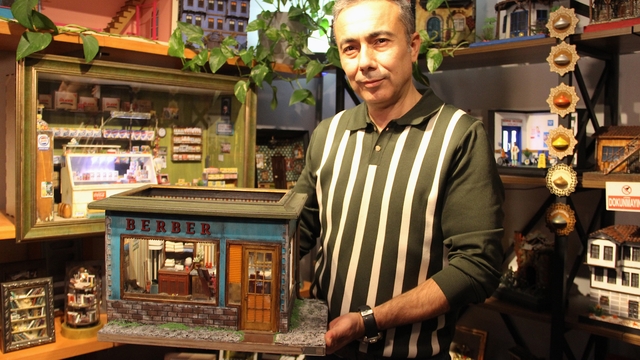 Bir hevesle başladı: Şimdi yabancılardan bile sipariş alıyor
Hobisi sanata dönüştü, her şeyin minyatürünü yapıyor