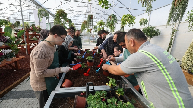 Çayırova'da özel bireyler doğayla buluştu