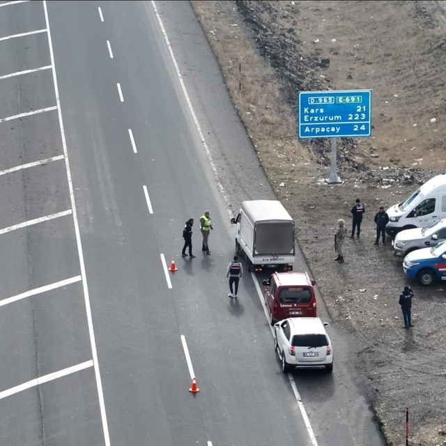 Kars'ta jandarmadan huzur ve güven uygulaması