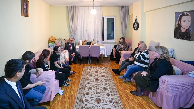 Kırklareli Valisi Turan, Aile Yılı kapsamındaki ziyaretlerini sürdürüyor