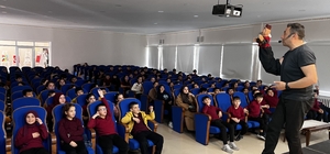 Taraklı'da 'Çok Bilmiş İbiş' gösterisi büyük ilgi gördü