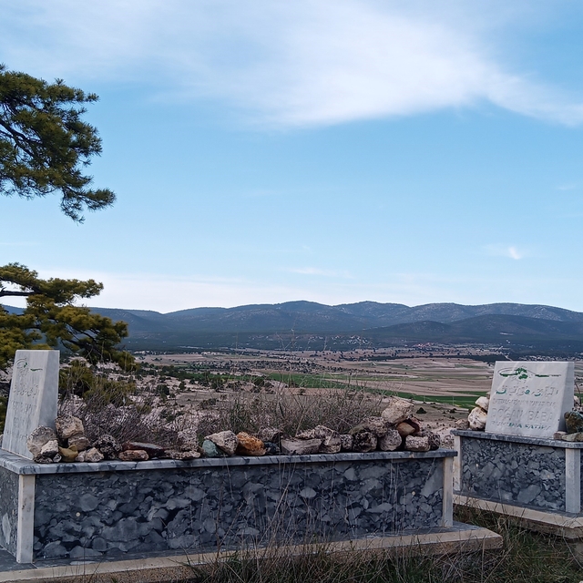 Doğan Baba ve gelininin mezarında bakım ve onarım çalışmaları tamamlandı