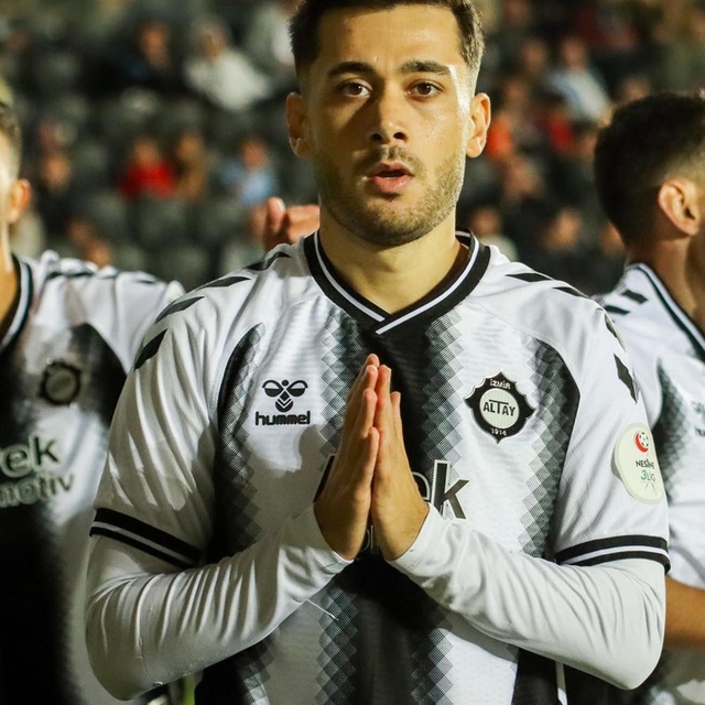 Altay'da 3 oyuncu idmanda yok