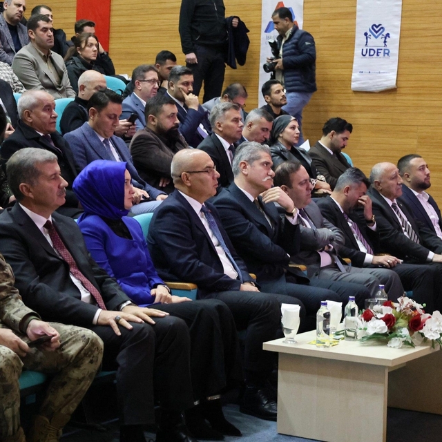 UDER'den Dünya Çocuk Hakları Günü Konferansı