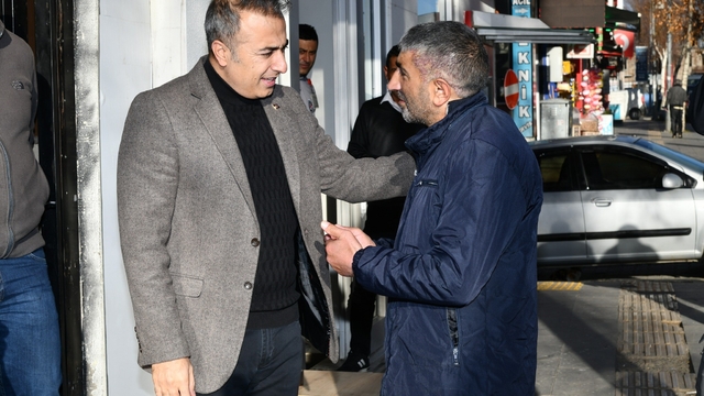 Vali Çiçek'ten esnaf ziyareti