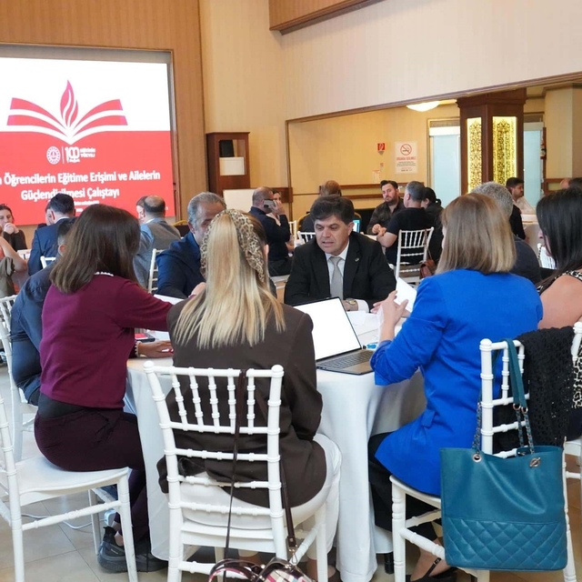 Roman Öğrencilerin Eğitime Erişimi Çalıştayı Mersin'de yapıldı