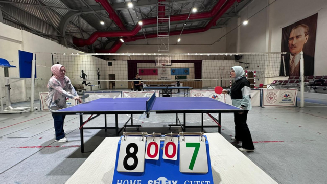 Öğretmenler Günü turnuvaları Akhisar'da büyük ilgi gördü