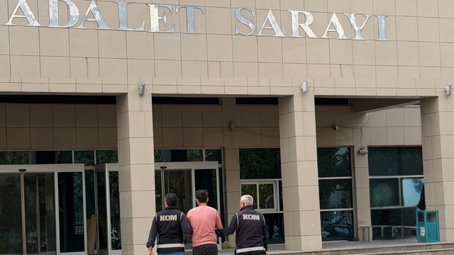 Kilis'te 38 gümrük kaçağı telefon ele geçirildi