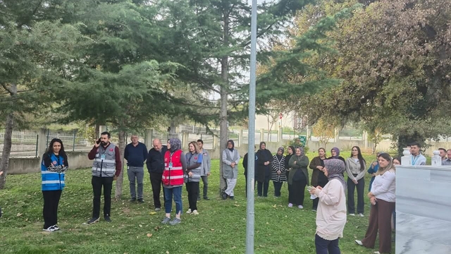 Orhaneli Devlet Hastanesinde deprem tatbikatı yapıldı