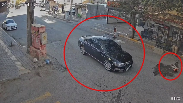 Mardin'de okul önünde otomobilin çarptığı çocuk ağır yaralandı (2)