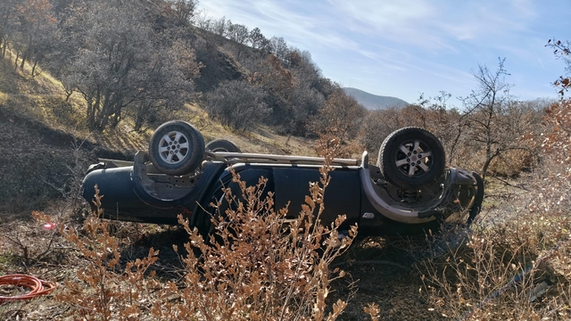 Kayıp olarak aranan öğretmen, devrilen kamyonette ölü bulundu
