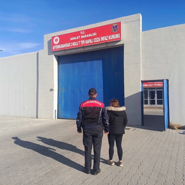 Hapis cezasıyla aranan şahsı jandarma yakaladı