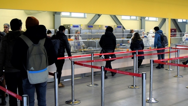 Öğrenciler arası yemek hakkı paylaşımı artık mümkün
Yemek yiyemeyecek öğrenciler, o güne ait yemek haklarını belirledikleri arkadaşlarına aktarabilecek