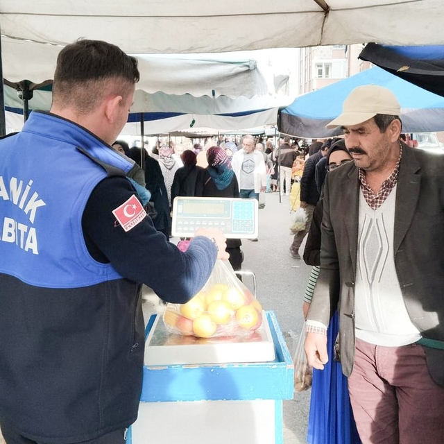 Canik'te semt pazarlarına yakın takip