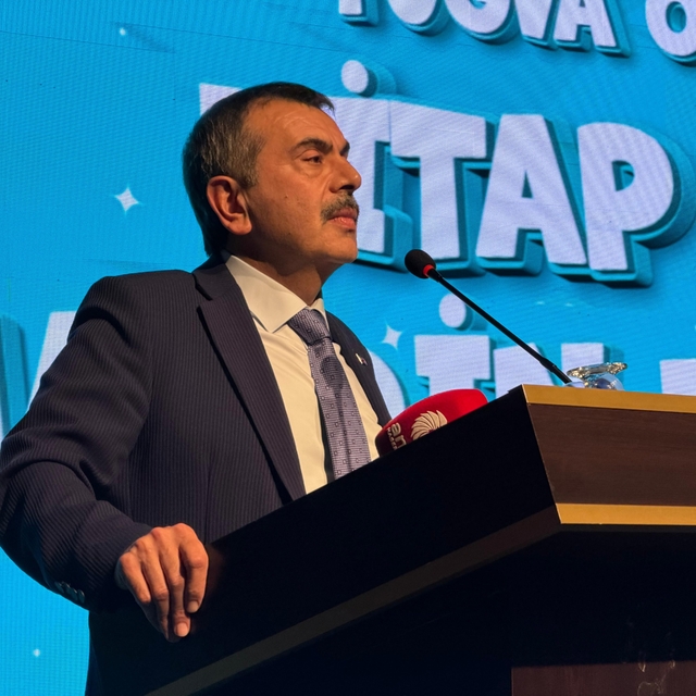 Bakan Tekin: "Biz daha önceki 80 yılda yapılan kadar derslik yaptık, teknol...