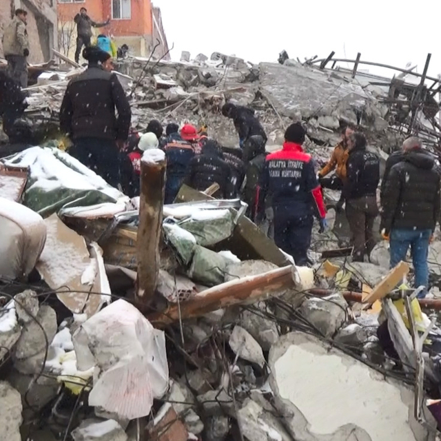 26 kişinin öldüğü Balanlı Apartmanı davasında, 10 sanıktan 8'ine hapis, 2's...