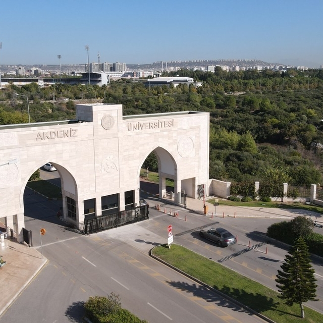Akdeniz Üniversitesi "THE Disiplinler Arası Bilim Sıralaması"nda ilk 300'de