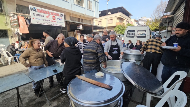 Nazilli'de sanayi esnafı imece usulü hayır yaptı