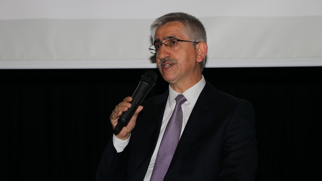 Milli Eğitim Bakan Yardımcısı Yılmaz, Sakarya'da "Celal Hoca" paneline katıldı