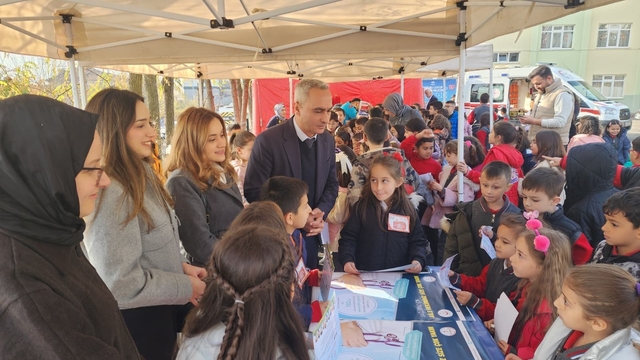 Karabük'te "Sağlıklı Çocuk, Sağlıklı Gelecek" programı sürüyor