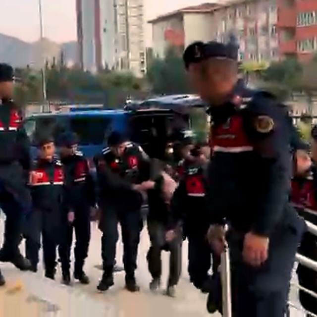 Çocuğa cinsel istismarda bulunduğu öne sürülen şüpheli adliyede