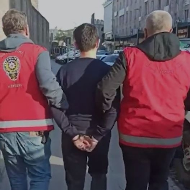 FETÖ hükümlüsü ihraç subay, yaya devriyede yakalandı