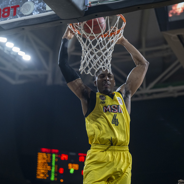 Mersin Spor - Karşıyaka: 92-87