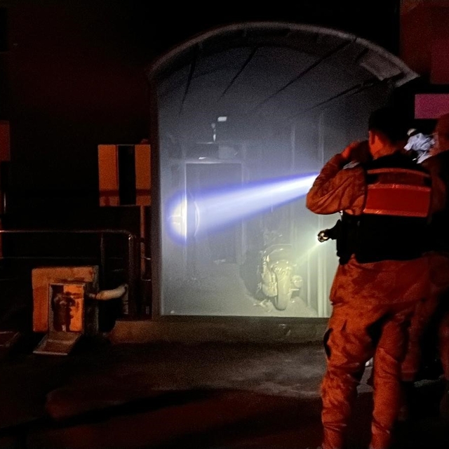 Galeride çıkan yangında 2 kişi öldü, 14 kişi hastanede tedavi altına alındı