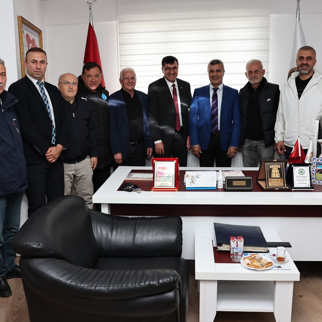 Kütahya'da antrenörlerin çalışma şartlarını güçlendirecek projeler ele alın...